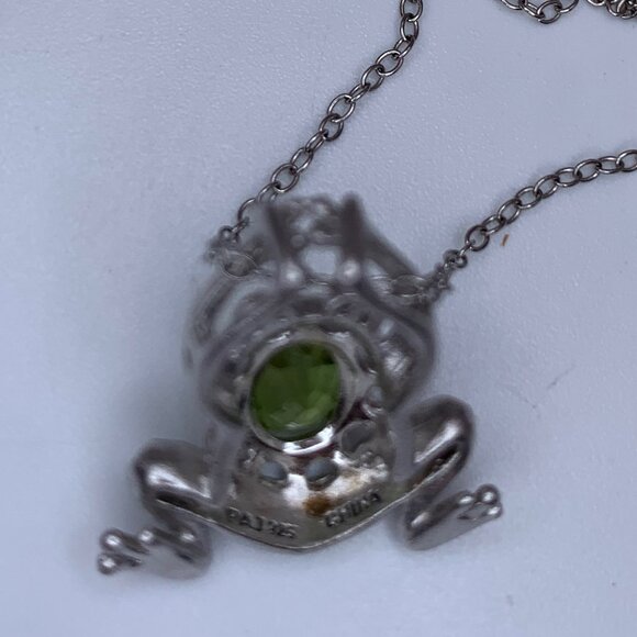 925 SILVER FROG NECKLACE WITH GREEN STONE - Picture 4 of 4